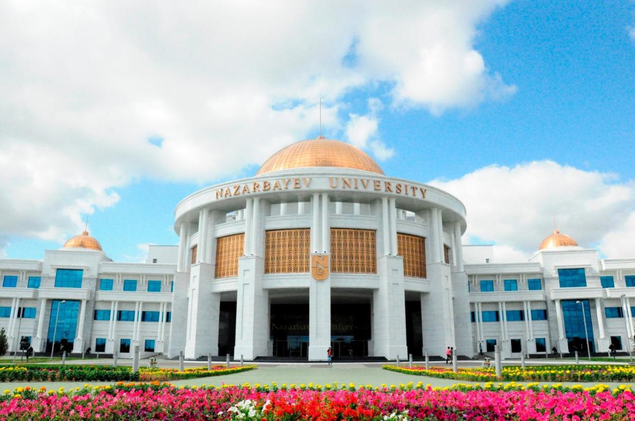 Экспо Бульвар 5 Astaná Exterior foto