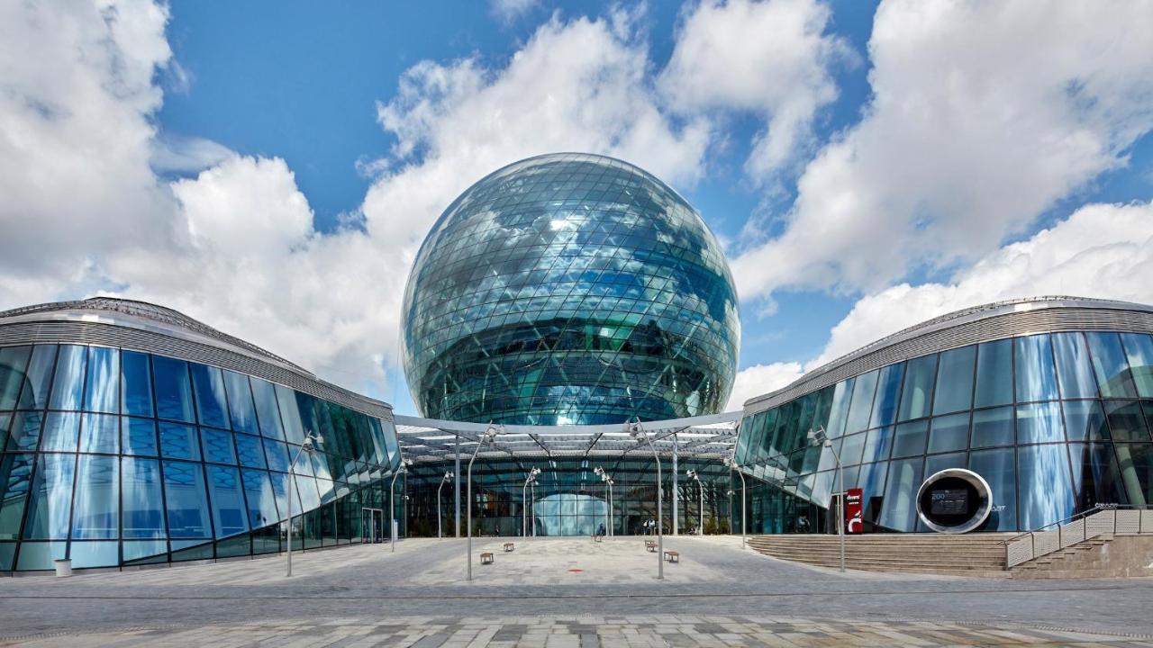 Экспо Бульвар 5 Astaná Exterior foto